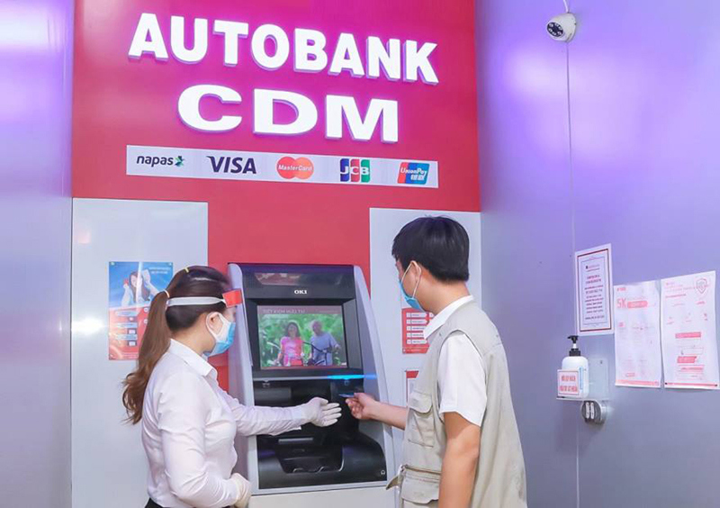Đến ngày 31/12/2021, phương thức thanh toán tự động chiếm khoảng 81% tổng số giao dịch thanh toán của khách hàng tại Agribank.