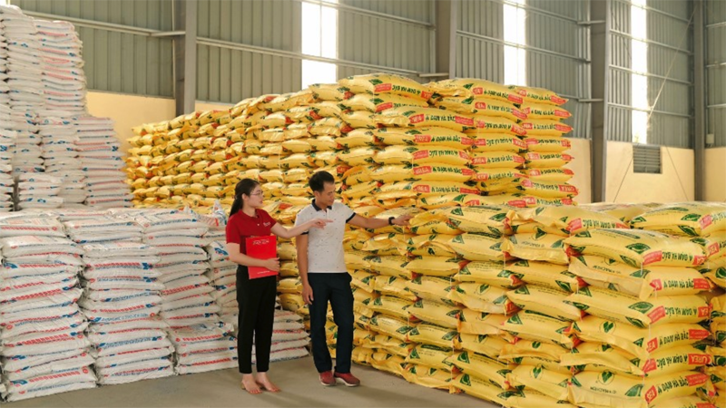 Agribank tích cực triển khai các giải pháp hỗ trợ người dân, doanh nghiệp khắc phục khó khăn do dịch bệnh COVID-19.