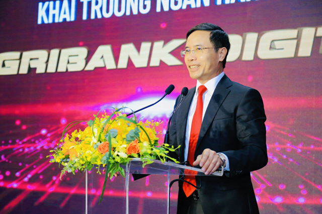 Chủ tịch Hội đồng thành viên Agribank Phạm Đức Ấn phát biểu tại Lễ khai trương. Nguồn: Agribank.