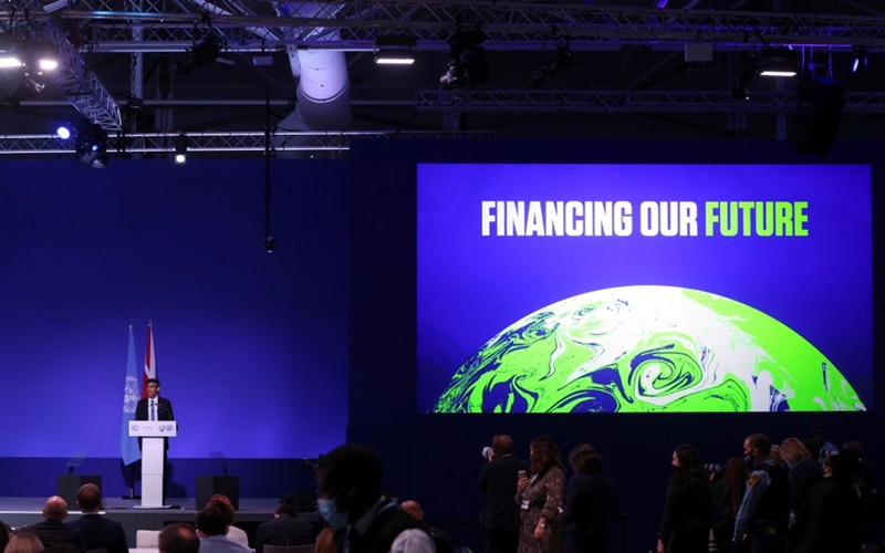 Bộ trưởng Tài chính Anh Rishi Sunak phát biểu tại COP26, ngày 3/11. (Ảnh: Reuters)