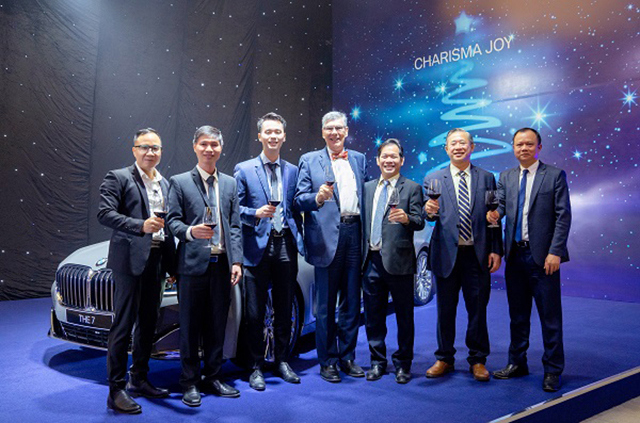 THACO là nhà tài trợ chính của sự kiện và giải thưởng hạng mục Sáng kiến xuất sắc nhất của Doanh nghiệp hỗ trợ Việt Nam trong đợt dịch COVID-19 lần thứ 4.