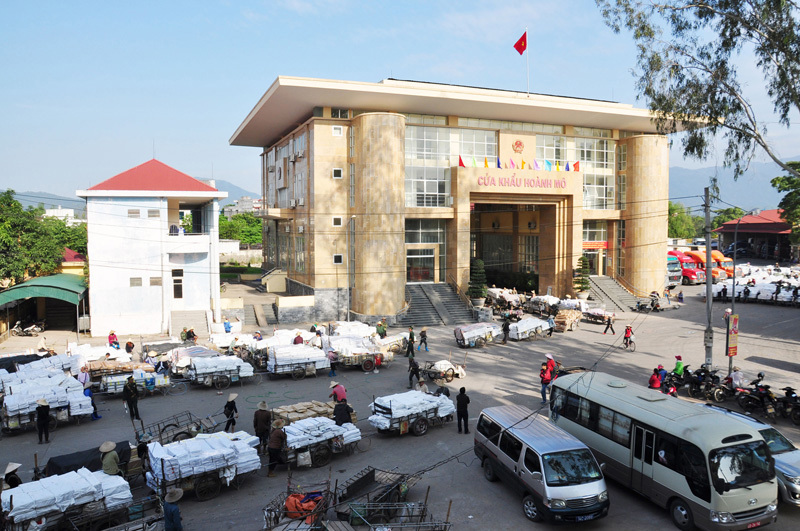Mô hình khu kinh tế cửa khẩu được phát huy tốt sẽ tạo ra sự lưu thông hàng hoá giữa trong và ngoài nước nhằm khai thác thị trường rộng lớn của nước bạn. Nguồn: Internet.
