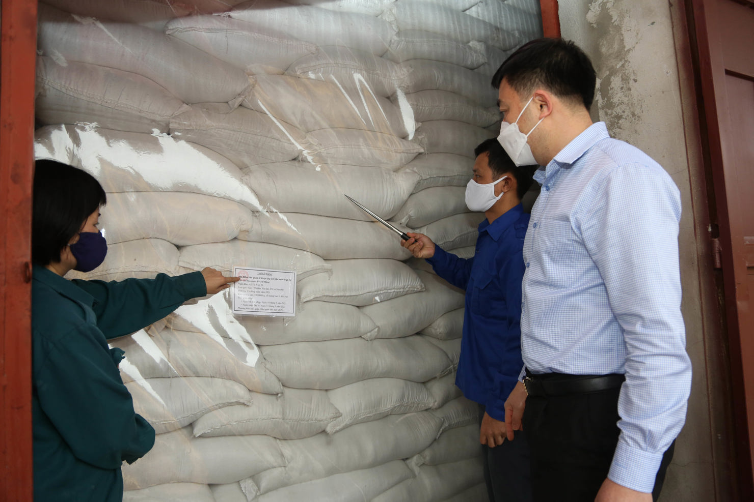 Cục Dự trữ Nhà nước khu vực Vĩnh Phú thường xuyên chú trọng tác thanh tra, kiểm tra hàng dự trữ quốc gia.