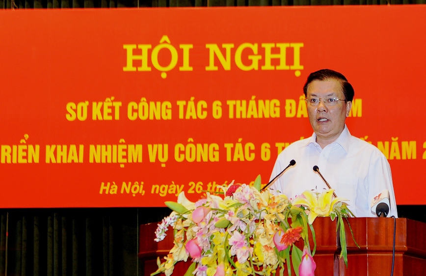 Bộ trưởng Bộ Tài chính Đinh Tiến Dũng chỉ đạo tại Hội nghị sơ kết thực hiện công tác 6 tháng đầu năm và triển khai kế hoạch nhiệm vụ 6 tháng cuối năm 2015 tổ chức ngày 26/6.