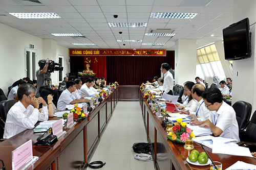 Toàn cảnh buổi làm việc.