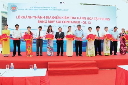 Cục Hải quan Bình Dương tổ chức khánh thành địa điểm kiểm tra hàng hóa tập trung bằng máy soi container.
