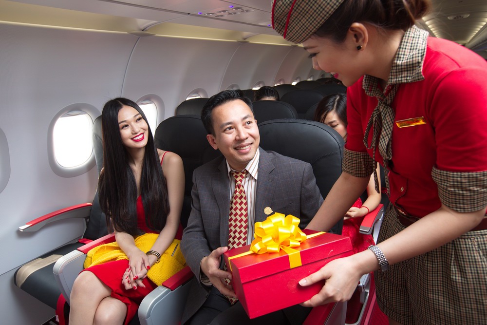 Nhân dịp này, từ nay đến 29/02/2016, hành khách bay hạng vé SkyBoss là chủ thẻ HSBC sẽ được giảm 15% giá vé.