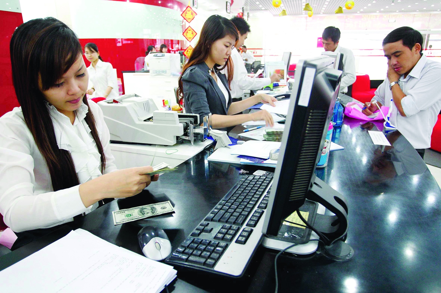 Năng lực tài chính, quản trị rủi ro của hệ thống ngân hàng thương mại Việt Nam đang được nâng cao.