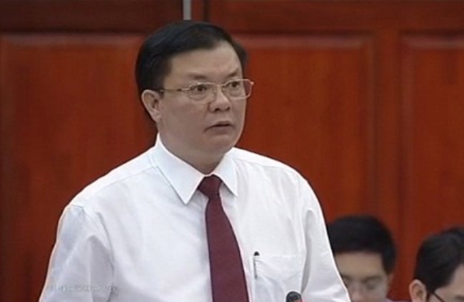 Bộ trưởng Đinh Tiến Dũng cho biết, Bộ Tài chính đang xây dựng chiến lược về nợ công, và sắp tới Bộ sẽ trình dự thảo Nghị quyết nợ công.