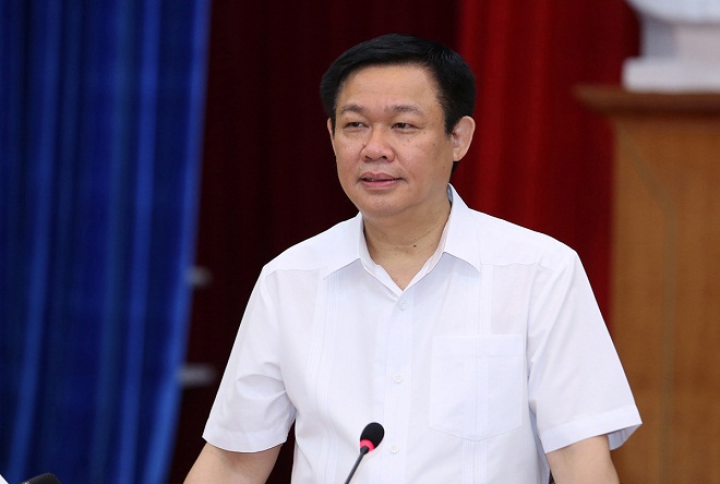 Phó Thủ tướng chỉ đạo, thực hiện xã hội hóa tối đa các dịch vụ công, bảo đảm quyền bình đẳng giữa các đơn vị sự nghiệp công lập.