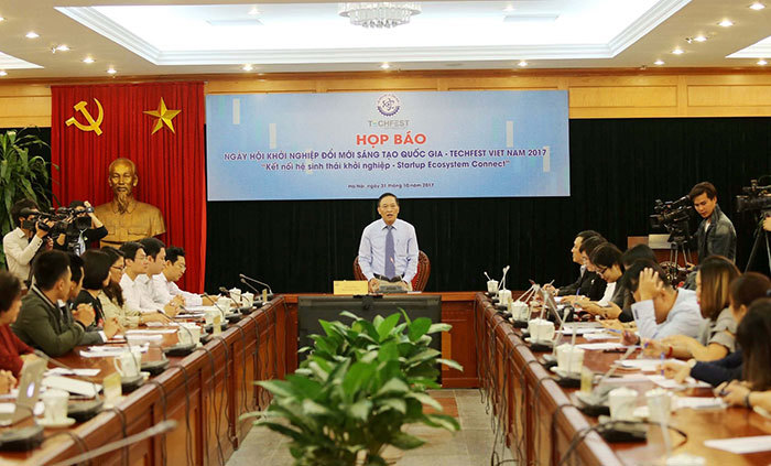 Quang cảnh buổi họp báo. Ảnh: BL