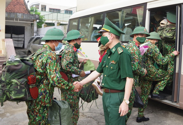  BĐBP tỉnh Nghệ An tăng cường lực lượng để thực hiện nhiệm vụ phòng chống dịch trên tuyến biên giới. Ảnh: dantri.com.vn