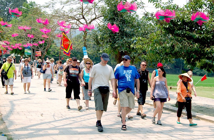 Trước làn sóng Covid-19 thứ tư, 95% doanh nghiệp lữ hành quốc tế đã phải đóng cửa, công suất sử dụng phòng có thời điểm chỉ đạt 10-15%.