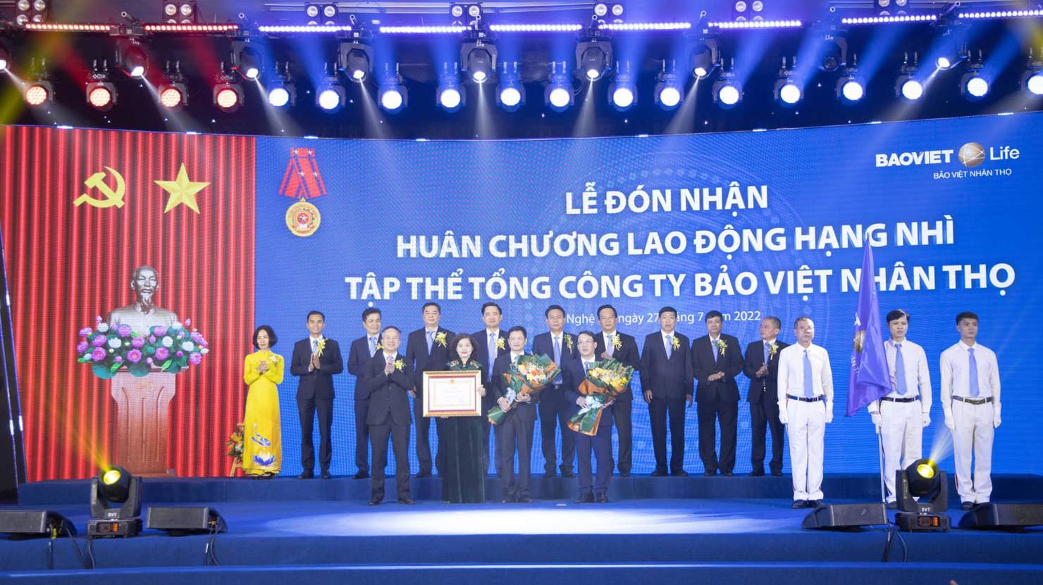 Bảo Việt Nhân thọ vinh dự tiếp tục đón nhận Huân chương Lao động hạng Nhì do Chủ tịch Nước ký quyết định trao tặng.