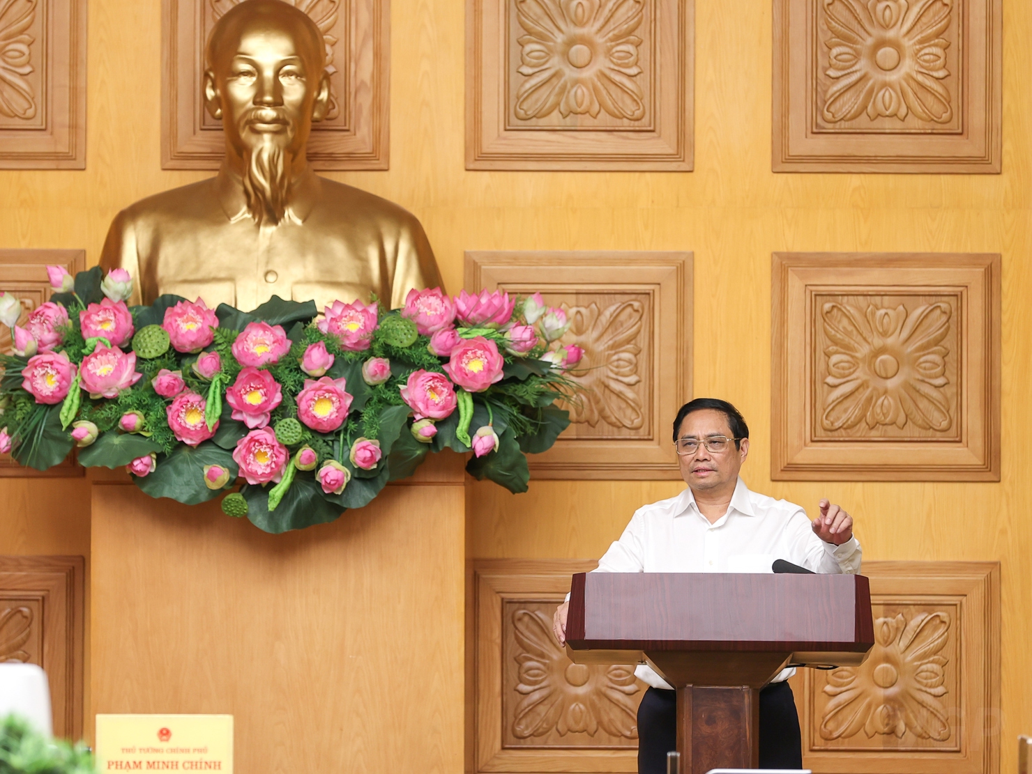 Thủ tướng Phạm Minh Chính - Trưởng Ban Chỉ đạo quốc gia về tài chính toàn diện chủ trì phiên họp của Ban Chỉ đạo.