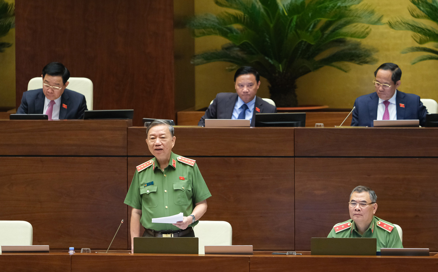 Bộ trưởng Bộ Công an Tô Lâm cho biết: "Bộ Công an sẽ tiếp tục duy trì thế tấn công, trấn áp mạnh mẽ hoạt động “tín dụng đen”.