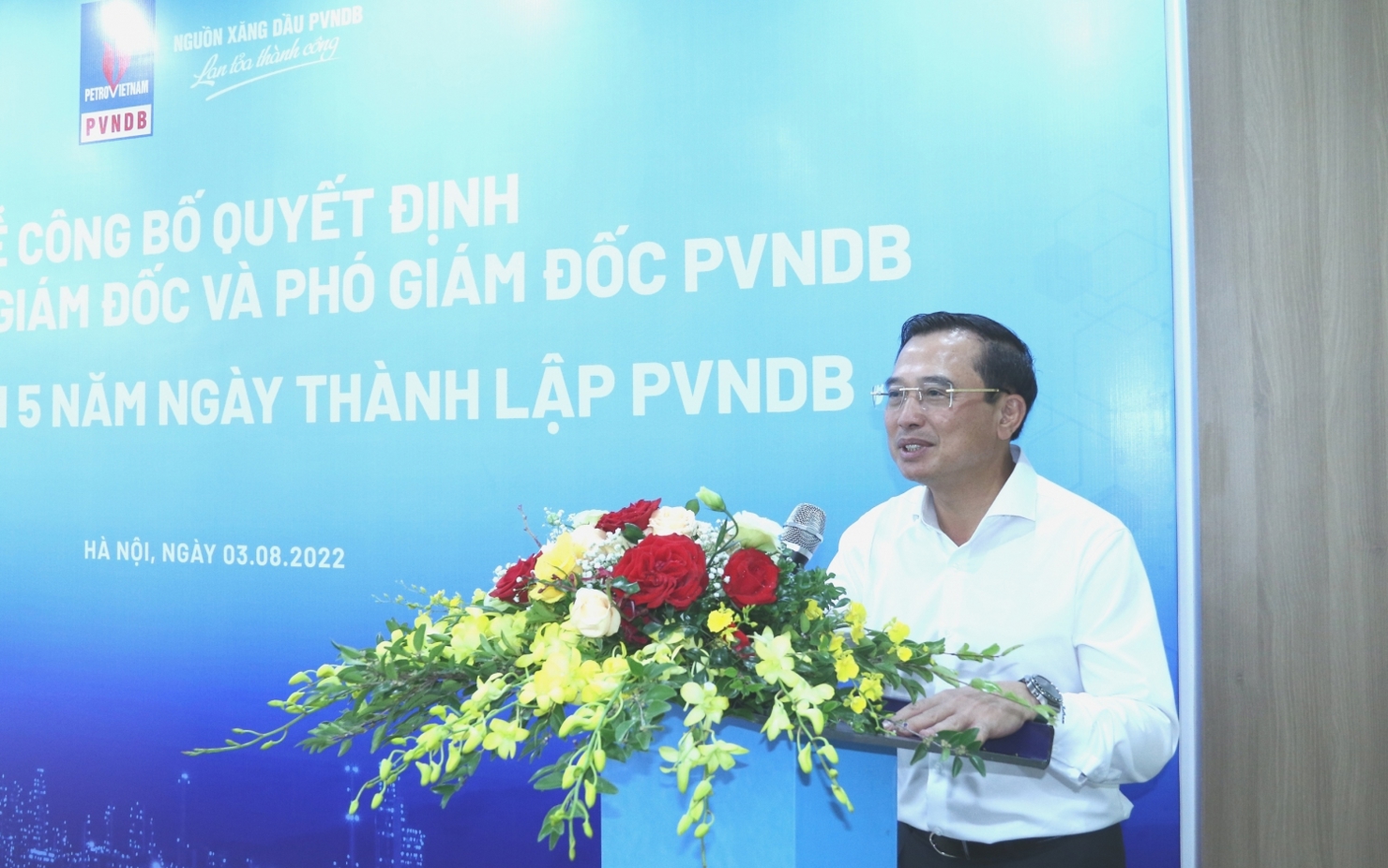 Chủ tịch HĐTV Petrovietnam Hoàng Quốc Vượng phát biểu giao nhiệm vụ.