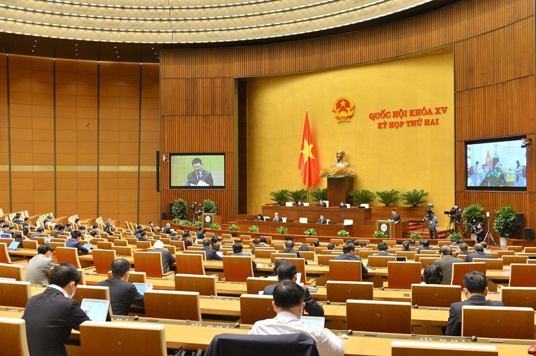 Sáng ngày 29/10, Quốc hội thảo luận trực tuyến về dự án Luật Kinh doanh bảo hiểm (sửa đổi). Nguồn: daibieunhandan.com.vn