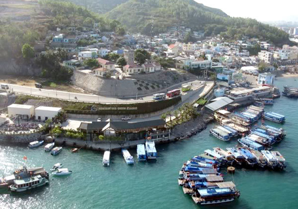 Đấu giá hơn 5,5 triệu cổ phần nhưng Cảng Nha Trang chỉ bán một số ít cho các nhà đầu tư nhỏ, ế gần 90% số cổ phần mang đi đấu giá. Nguồn: dddn.com.vn