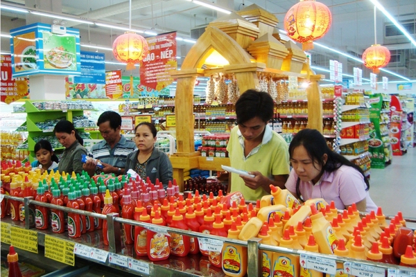 Tổng mức bán lẻ hàng hóa và doanh thu dịch vụ tiêu dùng năm 2014 ước tính đạt 2.945,2 nghìn tỷ đồng, tăng 10,6% so với năm 2013. Nguồn: internet
