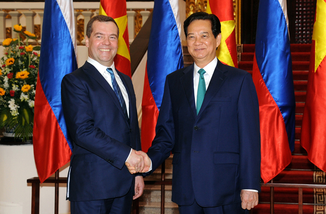 Thủ tướng Chính phủ Việt Nam Nguyễn Tấn Dũng và Thủ tướng Chính phủ Liên bang Nga Dmitry Medvedev tại buổi hội đàm. Nguồn: chinhphu.vn