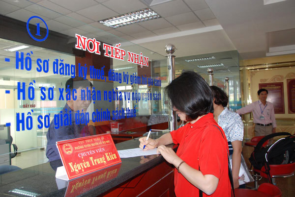 Hướng dẫn doanh nghiệp khai nộp thuế tại Cục Thuế Nghệ An. Nguồn: baohaiquan.vn