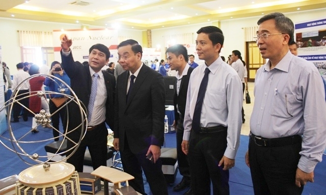 TS. Hoàng Anh Tuấn, Cục trưởng Cục Năng lượng Nguyên tử cho biết, sắp tới, Luật Năng lượng nguyên tử sẽ được sửa đổi, bổ sung để quản lý lâu dài và an toàn rác thải. 