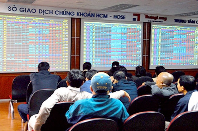 Tổ chức phát hành phải mở 1 tài khoản vốn phát hành chứng khoán bằng ngoại tệ tại 1 TCTD được phép trước mỗi lần đăng ký chào bán chứng khoán bằng ngoại tệ ở nước ngoài. Nguồn: internet