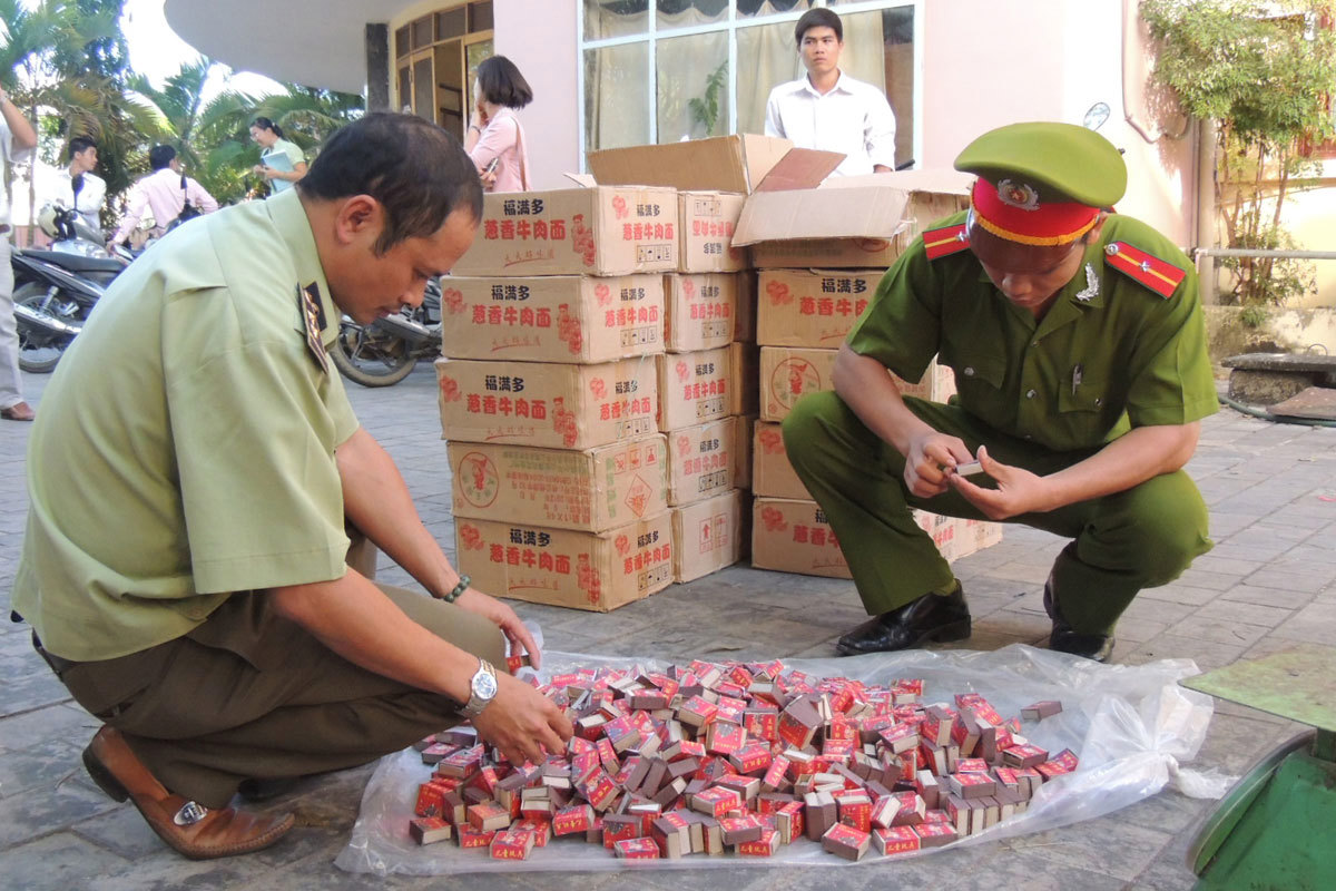 Các đối tượng vẫn tìm mọi cách tuồn pháo vào nội địa để tiêu thụ khiến cuộc chiến chống pháo lậu thêm căng thẳng. Nguồn: baogialai.vn