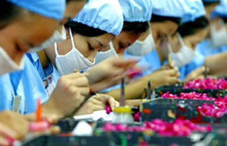 6 tháng đầu năm tạo việc làm trong nước cho 573 nghìn người, đạt 38,2% kế hoạch và bằng 96% so với cùng kỳ năm 2015. Nguồn: internet