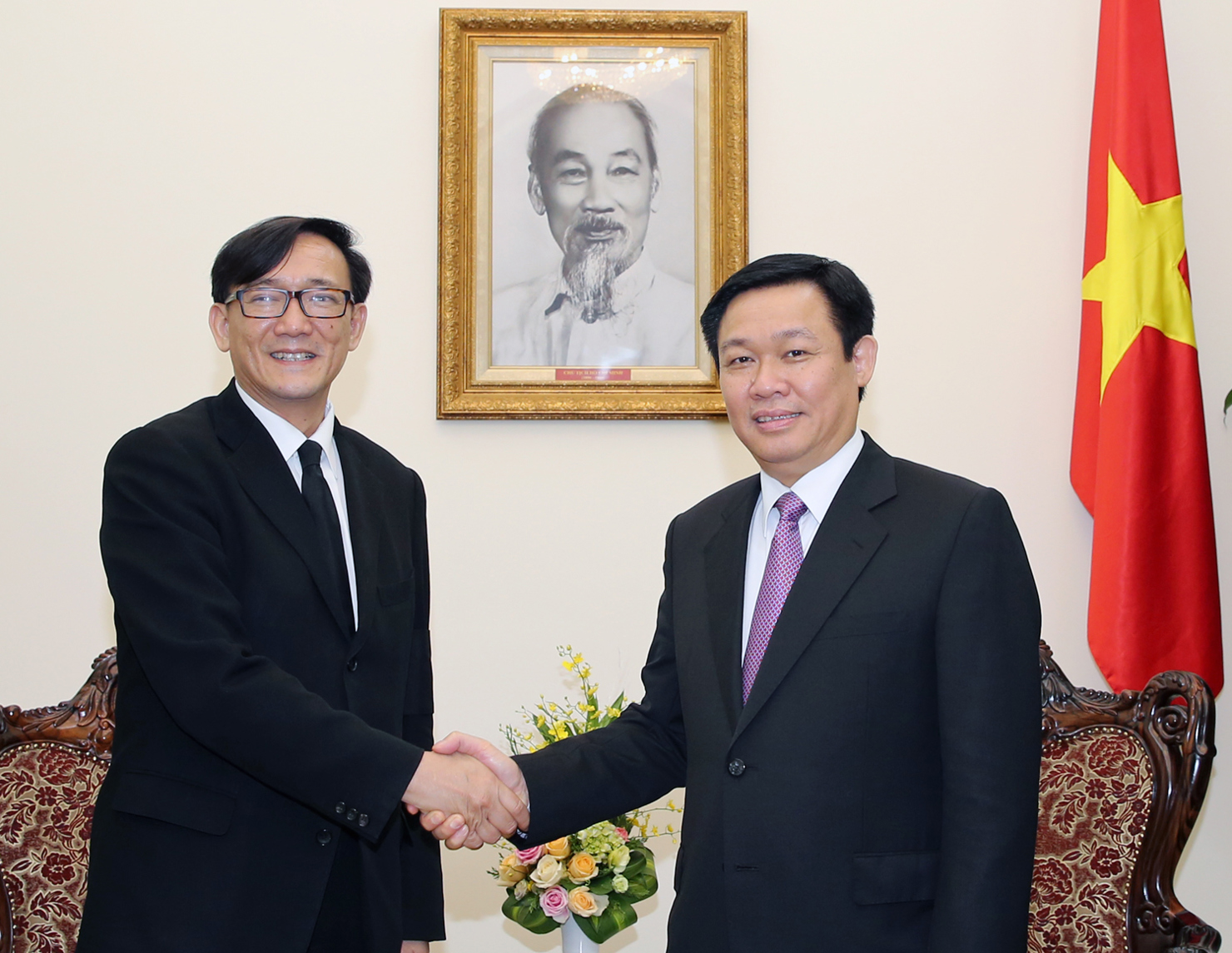 Phó Thủ tướng Vương Đình Huệ và Đại sứ Thái Lan tại Việt Nam Manopchai Vongphakdi. Nguồn: chinhphu.vn