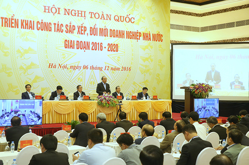 Thủ tướng phát biểu khai mạc Hội nghị trực tuyến toàn quốc triển khai công tác sắp xếp, đổi mới doanh nghiệp nhà nước giai đoạn 2016-2020. Nguồn: chinhphu.vn