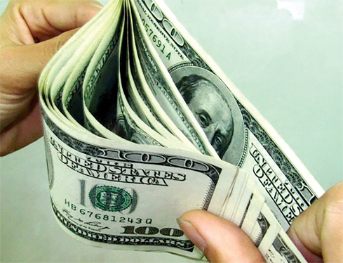 Đồng USD mạnh có thể gây tác động lên giá dầu và những tài sản được tính bằng USD, tạo áp lực lên những nền kinh tế đang phát triển vốn dựa vào xuất khẩu nguyên liệu thô. Nguồn: internet