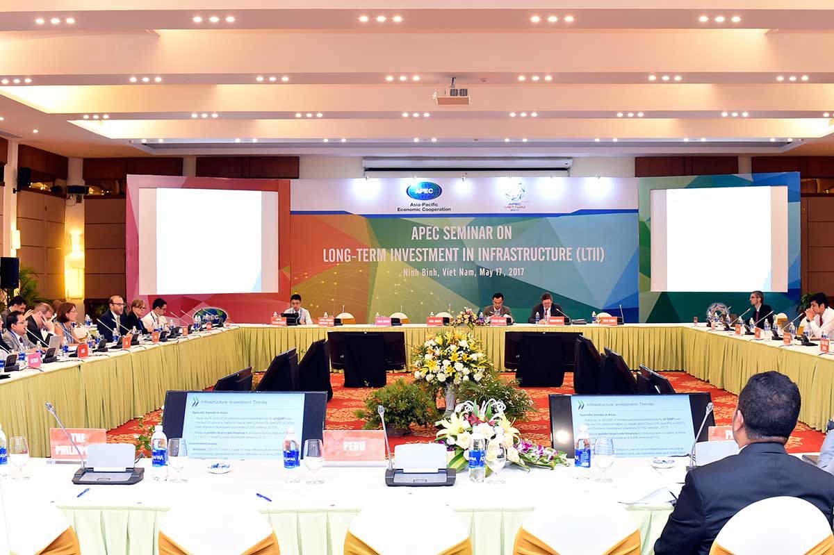 Hội thảo về “Đầu tư dài hạn cho cơ sở hạ tầng” có sự tham dự có đại diện của 21 nền kinh tế thành viên APEC và các tổ chức quốc tế.