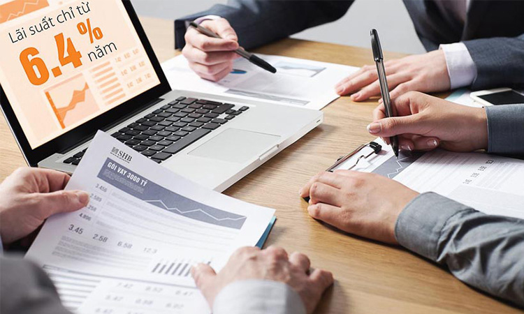 P2P ra đời được xem là giải pháp thay thế hình thức tín dụng đen với lãi suất “cắt cổ”, làm giảm các hoạt động cho vay trái pháp luật.