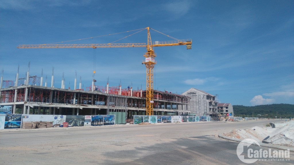 Những ưu đãi quá mức cũng sẽ nhiều khả năng tạo thành tạo nên một “cuộc đua xuống đáy” ngay giữa ba đặc khu của Việt Nam. Nguồn: CafeLand