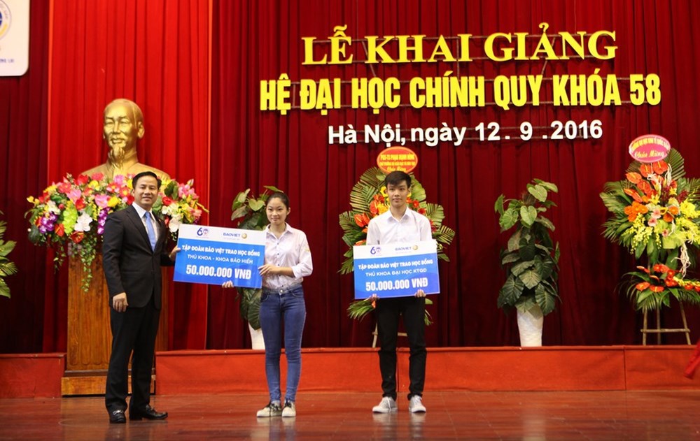Tập đoàn Bảo Việt đầu tư phát triển giáo dục cho thế hệ trẻ