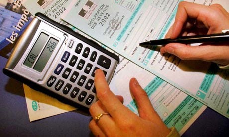 Các bộ, ngành chức năng nghiên cứu cất giảm triệt để các thủ tục không phù hợp. Nguồn ảnh: internet