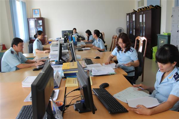 Hoạt động nghiệp vụ tại Chi cục Kiểm tra sau thông quan, Cục Hải quan Quảng Bình. Nguồn: PV.