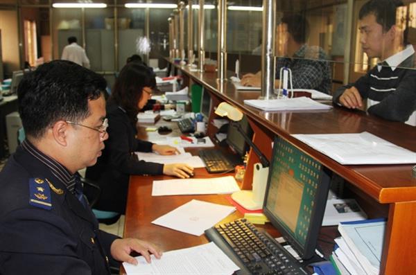 Hải quan các tỉnh, thành phố đang dồn lực để hoàn thành chỉ tiêu thu NSNN được giao. Nguồn: PV.