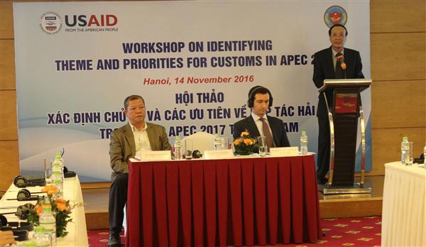 Phó Tổng cục trưởng Tổng cục Hải quan Nguyễn Công Bình phát biểu khai mạc hội thảo. Nguồn: PV.