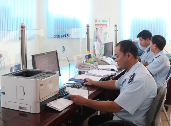 Hoạt động nghiệp vụ tại Chi cục Hải quan Sơn La, Cục Hải quan Điện Biên. Nguồn: PV.