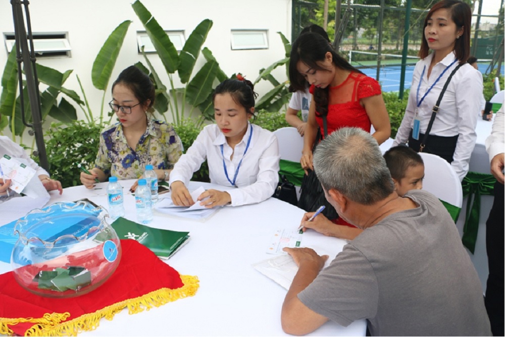 Việt Hưng Green Park luôn giữ được sức nóng từ những ngày đầu