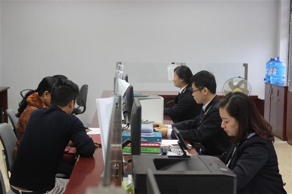 Hoạt động nghiệp vụ tại Chi cục Hải quan Cửa khẩu quốc tế Lào Cai. Nguồn: PV.