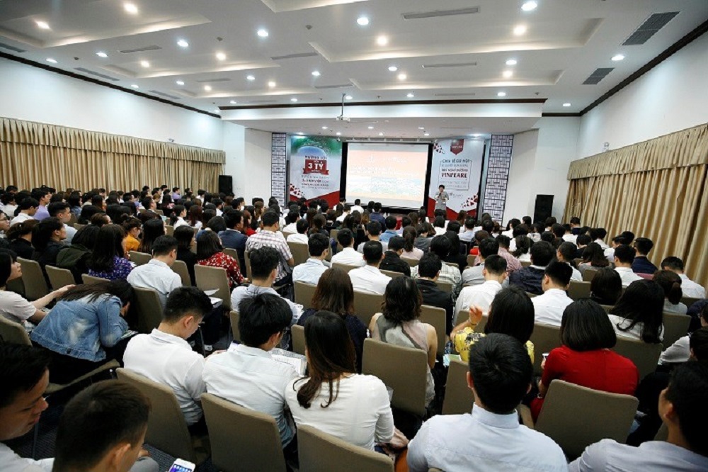 Đây là khóa đào tạo thường niên và cũng là “đặc quyền” dành riêng cho đội ngũ sales nòng cốt của Newstarland.