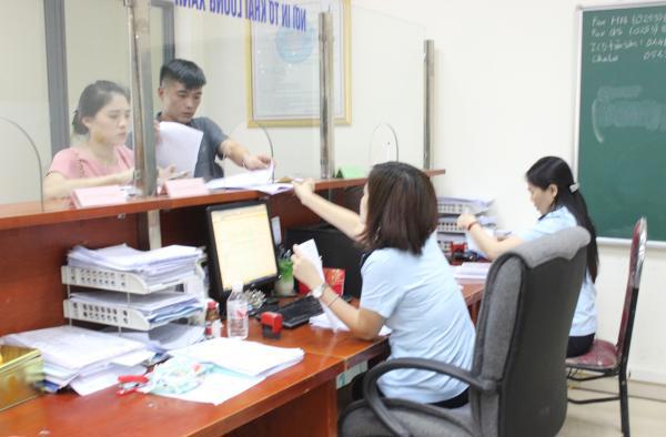 Hải quan Lạng Sơn hướng dẫn DN làm thủ tục hải quan.