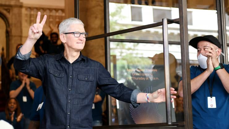 Ông Tim Cook - Ảnh: GettyImages