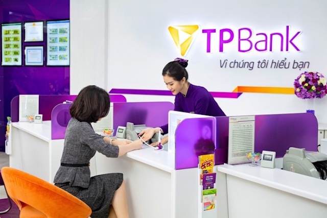 Thu từ dịch vụ và bảo hiểm tăng cao, đã giúp cho lợi nhuận TPBank vượt gần 8% so với kế hoạch được Đại hội đồng cổ đông đề ra.