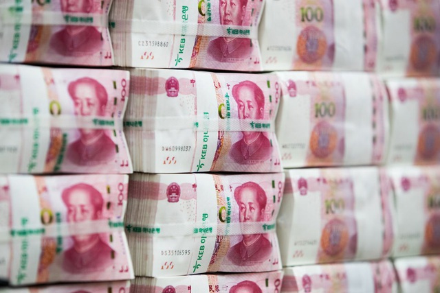 Cựu chủ tịch của một trong những công ty tham nhũng của Trung Quốc thú nhận đã nhận hối lộ hàng triệu nhân dân tệ và cất giữ trong két sắt tại một căn hộ ở Bắc Kinh.