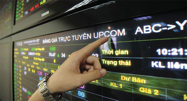 Diễn biến khó lường của thị trường chứng khoán (TTCK) khiến việc lựa chọn cổ phiếu sinh lời ngày càng trở nên khó khăn hơn bao giờ hết.